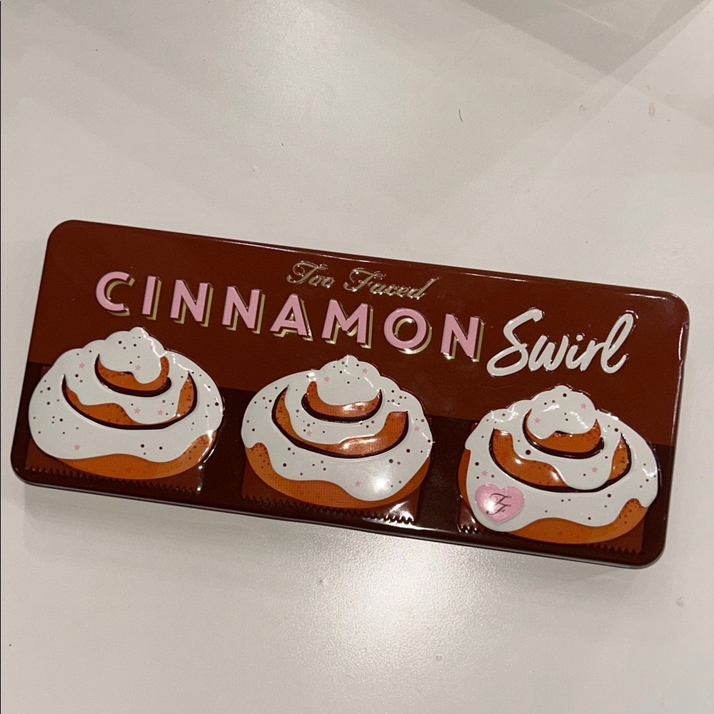 Too Faced Cinnamon Swirl Eyeshadow Palette